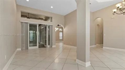 7116 W Pinecreek Way Coconut Creek FL 33073