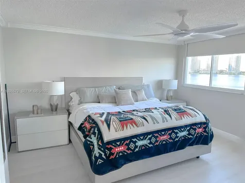 18000 N Bay Road Sunny Isles Beach FL 33160