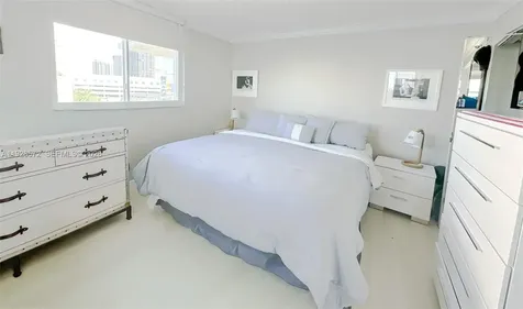 18000 N Bay Road Sunny Isles Beach FL 33160