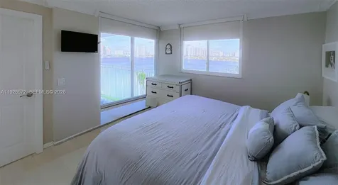 18000 N Bay Road Sunny Isles Beach FL 33160