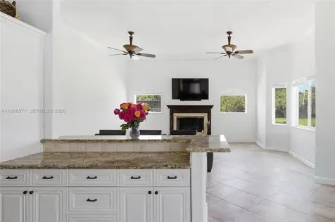 20401 SW 48th Place Southwest Ranches FL 33332