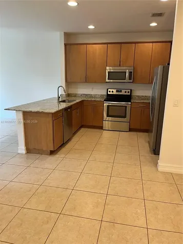 115 E Riverwalk Circle E Plantation FL 33325