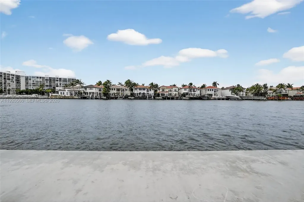 2600 S Ocean Drive Hollywood FL 33019