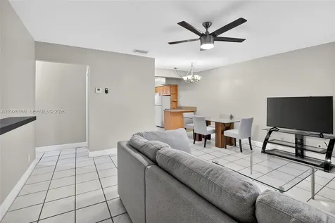 2600 S Ocean Drive Hollywood FL 33019