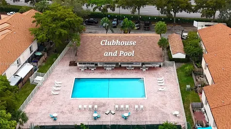 8209 NW 8th Street Plantation FL 33324