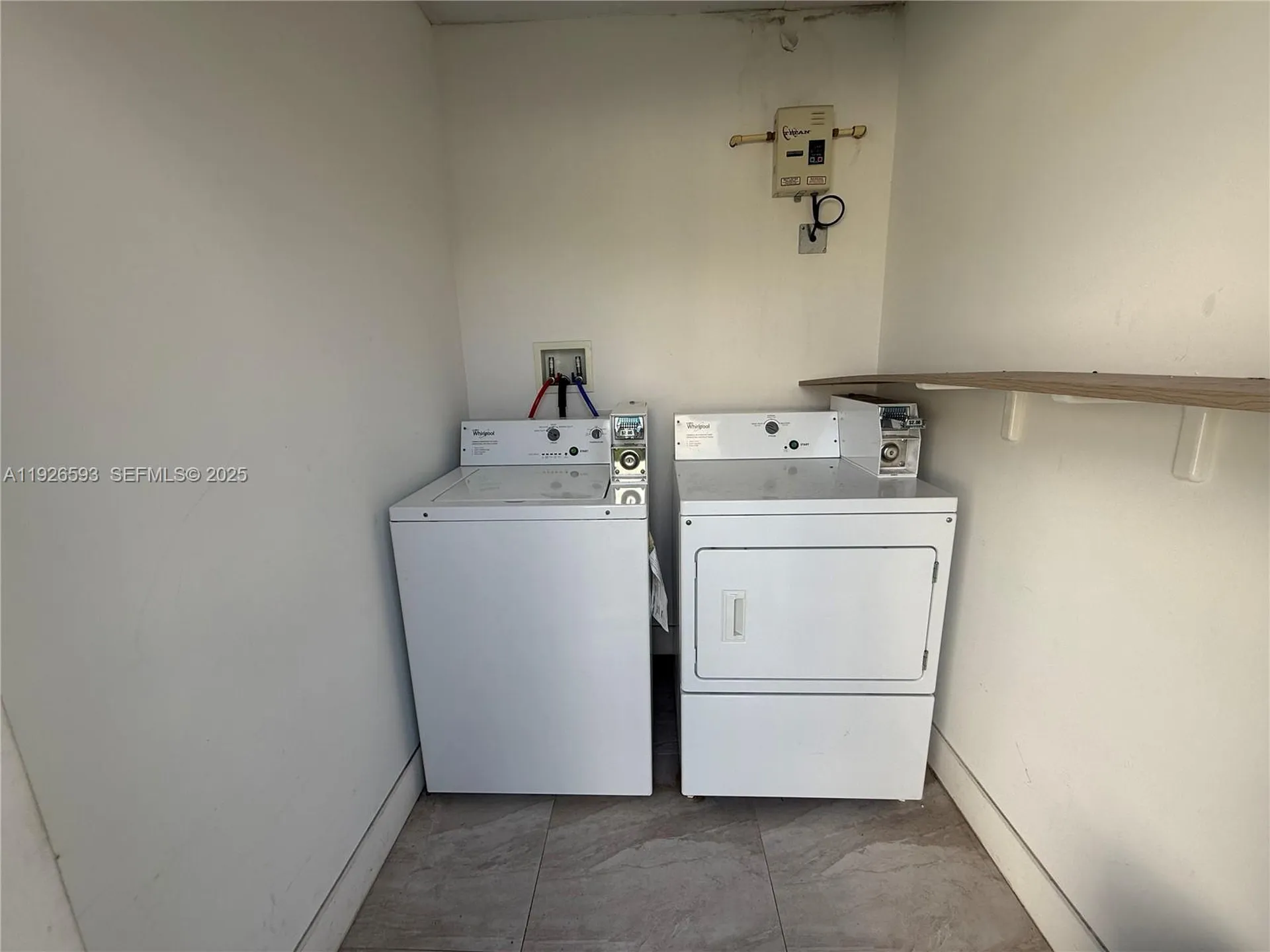 501 S 61st Terrace Hollywood FL 33023