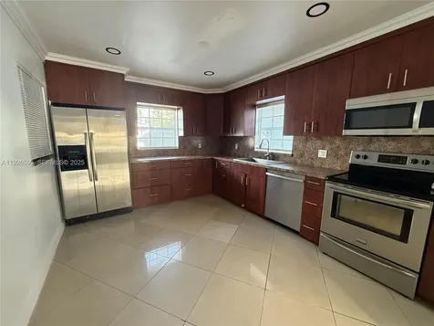 501 S 61st Terrace Hollywood FL 33023