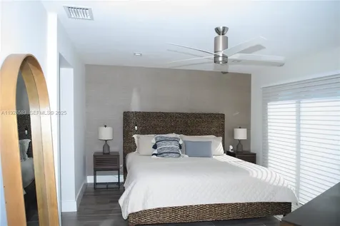 2734 SE 14th Street Pompano Beach FL 33062