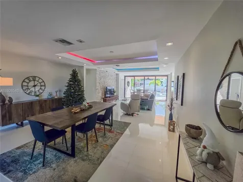 2734 SE 14th Street Pompano Beach FL 33062