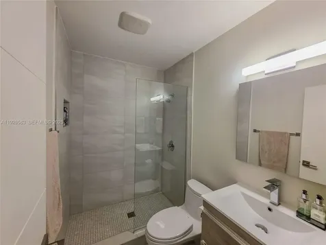2734 SE 14th Street Pompano Beach FL 33062