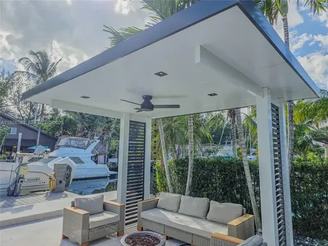 2734 SE 14th Street Pompano Beach FL 33062