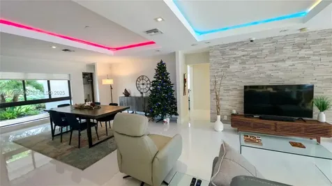 2734 SE 14th Street Pompano Beach FL 33062