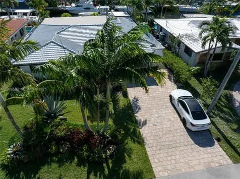 2734 SE 14th Street Pompano Beach FL 33062