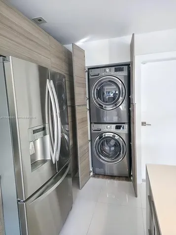 2734 SE 14th Street Pompano Beach FL 33062