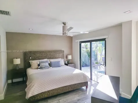 2734 SE 14th Street Pompano Beach FL 33062