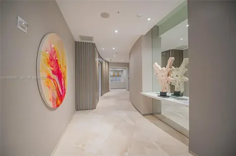 10275 Collins Avenue Bal Harbour FL 33154