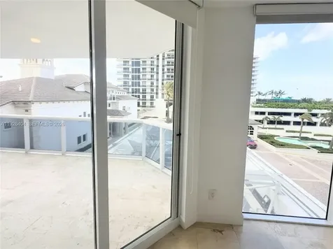 4779 Collins Avenue Miami Beach FL 33140