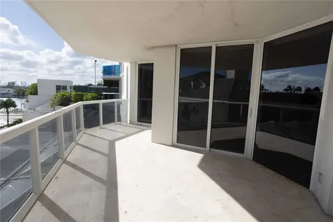 4779 Collins Avenue Miami Beach FL 33140