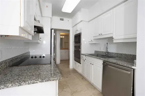 4779 Collins Avenue Miami Beach FL 33140