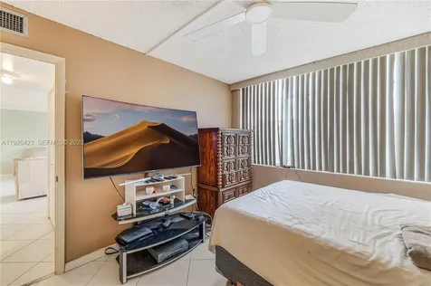 1100 Saint Charles Place Pembroke Pines FL 33026