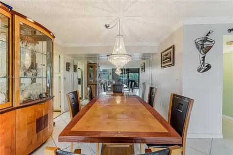 1100 Saint Charles Place Pembroke Pines FL 33026
