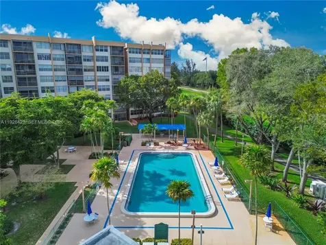 1100 Saint Charles Place Pembroke Pines FL 33026