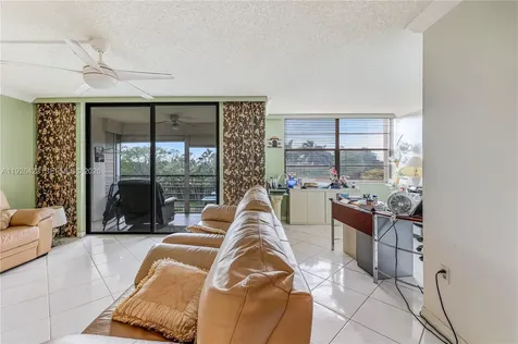 1100 Saint Charles Place Pembroke Pines FL 33026