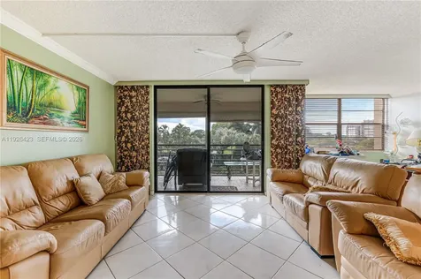 1100 Saint Charles Place Pembroke Pines FL 33026