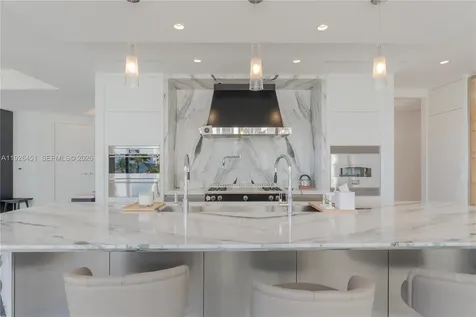 17975 Collins Avenue Sunny Isles Beach FL 33160