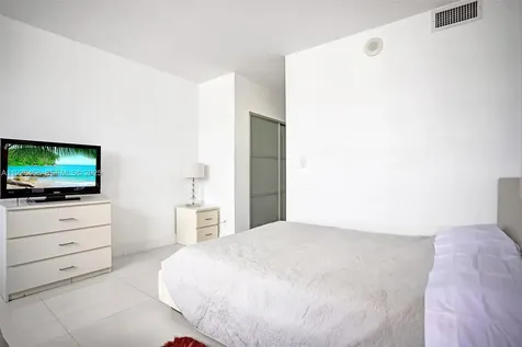 19370 Collins Avenue Sunny Isles Beach FL 33160