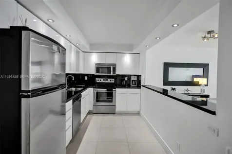 19370 Collins Avenue Sunny Isles Beach FL 33160