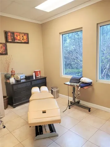 2751 Executive Park Drive Weston FL 33331