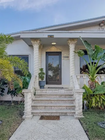 7840 SW 18th Terrace Miami FL 33155