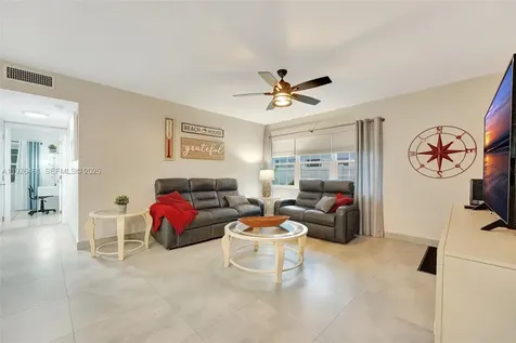 221 SE 9th Avenue Pompano Beach FL 33060