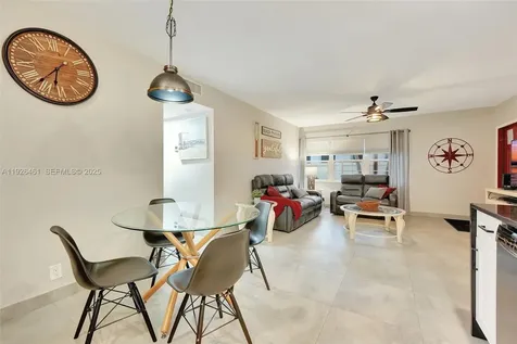 221 SE 9th Avenue Pompano Beach FL 33060