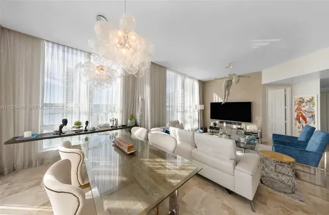 1155 Brickell Bay Drive Miami FL 33131