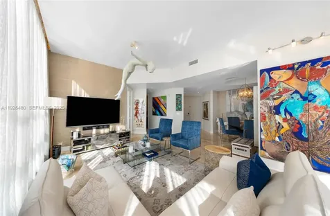 1155 Brickell Bay Drive Miami FL 33131