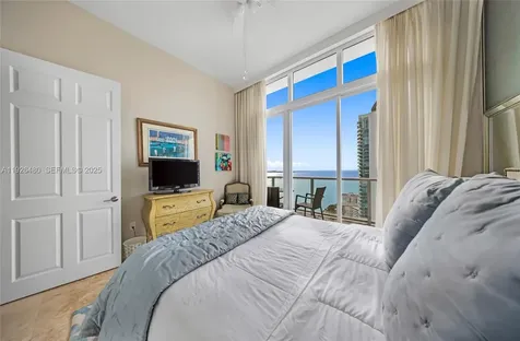 1155 Brickell Bay Drive Miami FL 33131