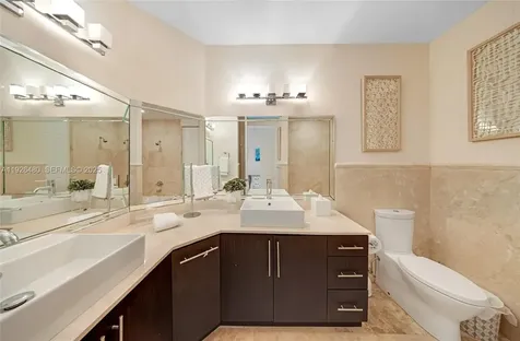 1155 Brickell Bay Drive Miami FL 33131