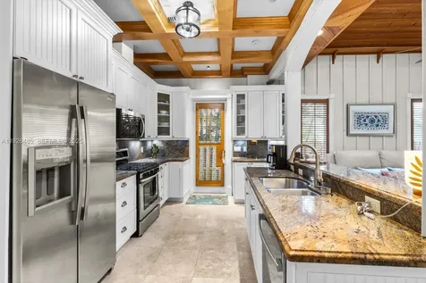 9066 SE Athena Street Hobe Sound FL 33455