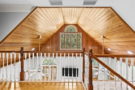 9066 SE Athena Street Hobe Sound FL 33455