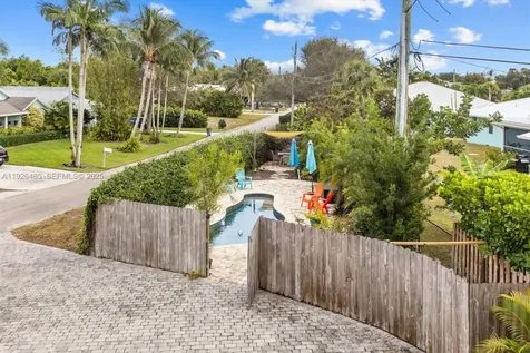 9066 SE Athena Street Hobe Sound FL 33455