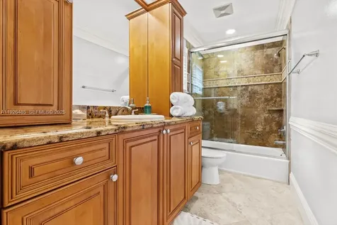 9066 SE Athena Street Hobe Sound FL 33455