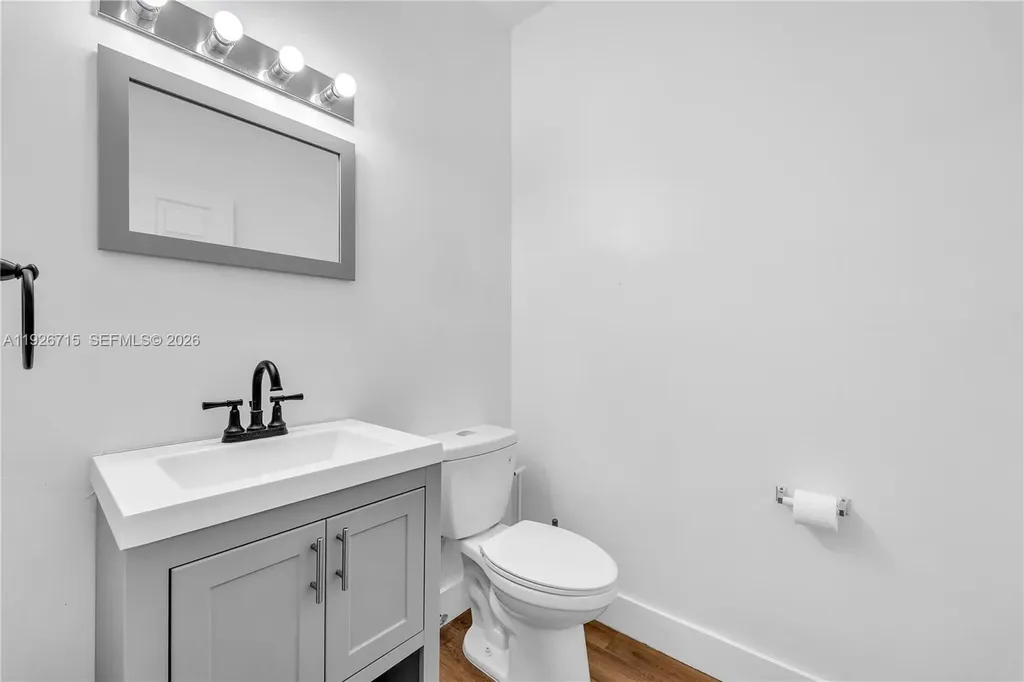 1450 Weeping Willow Way Hollywood FL 33019