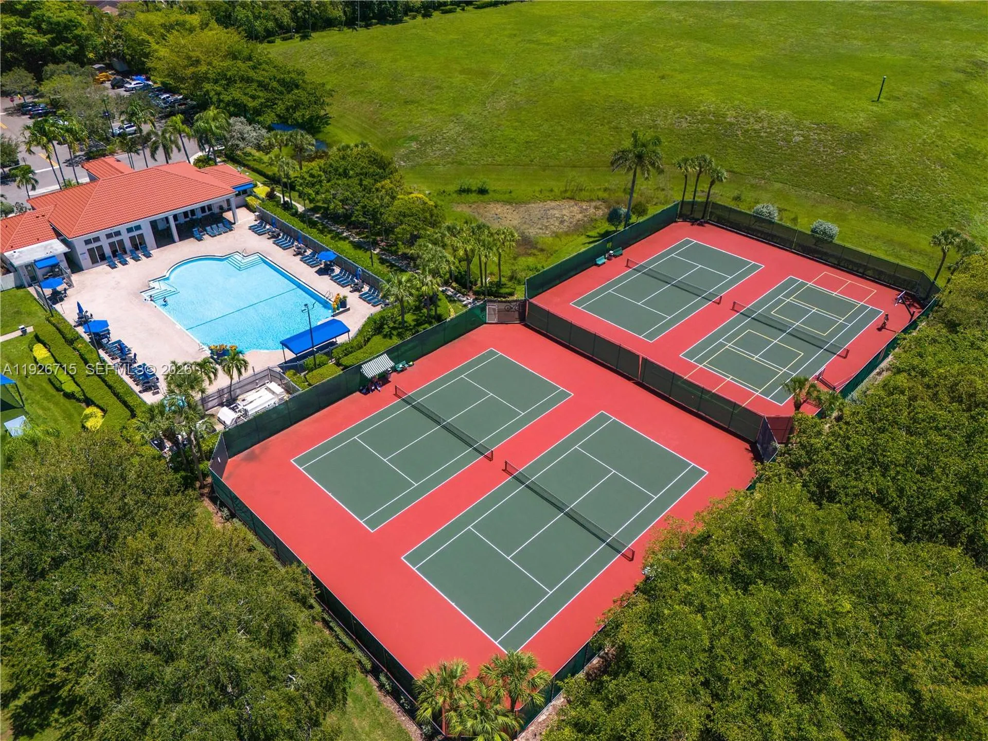 1450 Weeping Willow Way Hollywood FL 33019