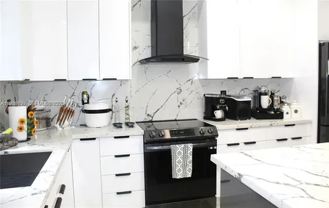 1209 NE 32nd Avenue Homestead FL 33033