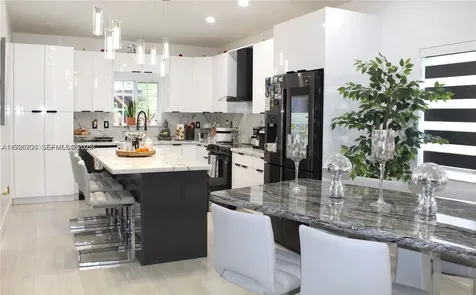 1209 NE 32nd Avenue Homestead FL 33033