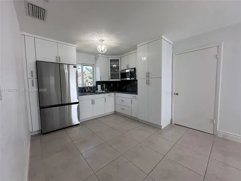 165 SW 130th Avenue Miami FL 33184
