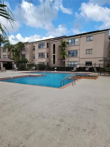 2846 S University Drive Davie FL 33328