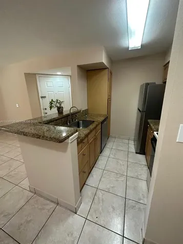 2846 S University Drive Davie FL 33328